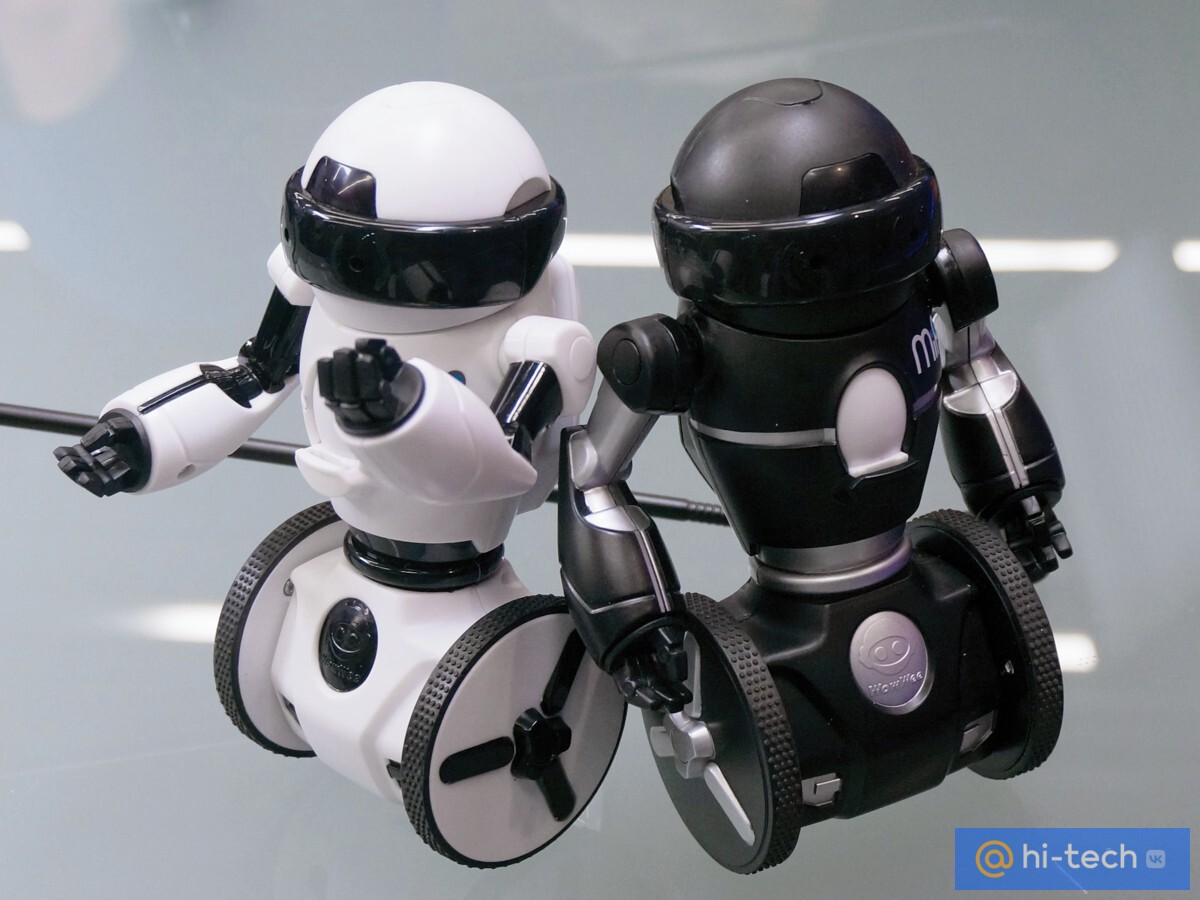 Робот с управлением с телефона. Автономные роботы. Робототехника управление. Управляемый робот. Робототехника управление роботом.