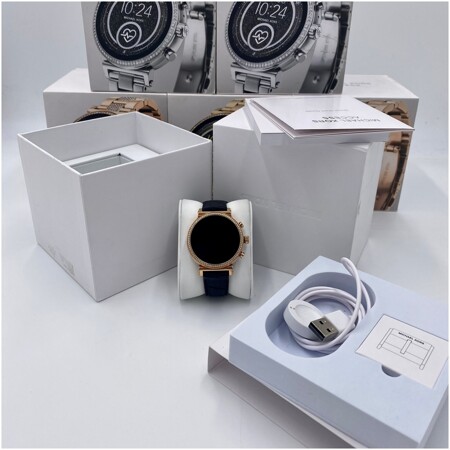 Смарт часы Michael Kors DW7M2 Золотые со стразами с чёрным ремешком: характеристики и цены