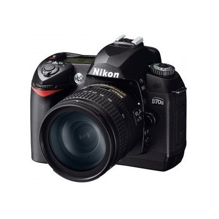 Nikon D70s - отзывы о модели