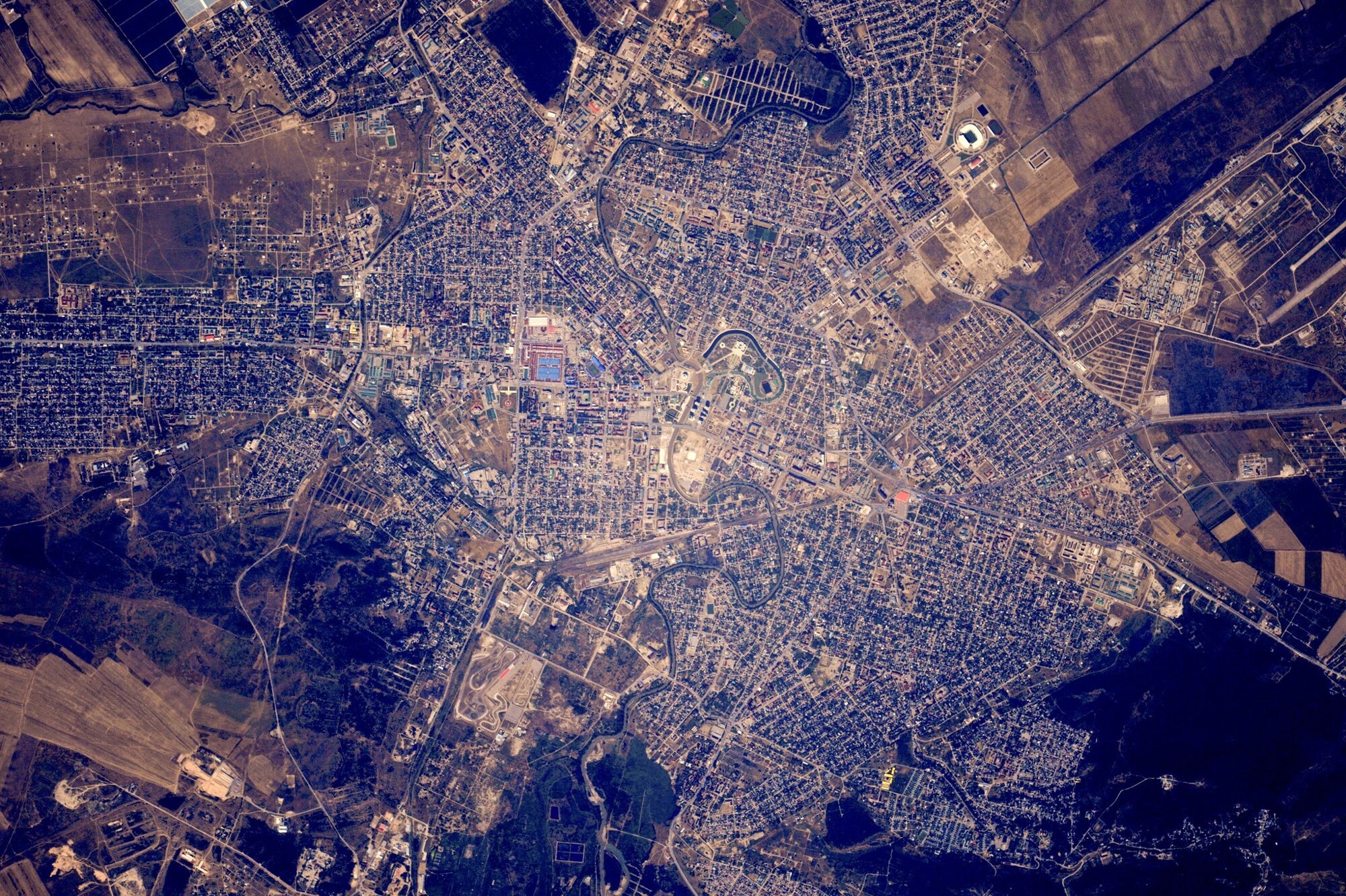 Ташкент в реальном времени. Города из космоса. Снимки со спутника. Спутниковый снимок. Аэрокосмические снимки.